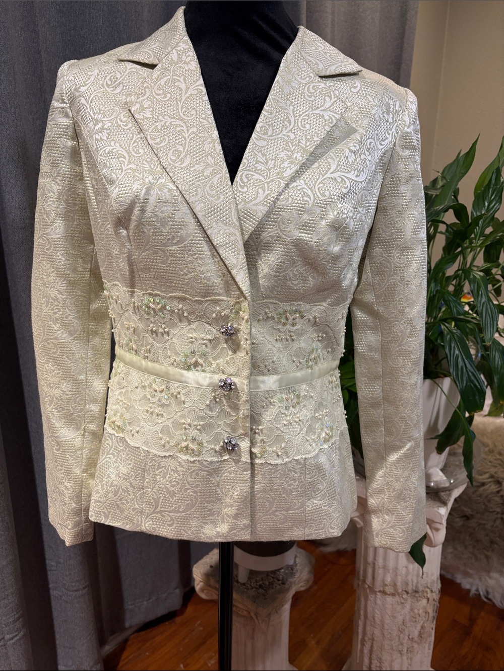 Jackie Jon Champagne gold threading embellishment Blazer